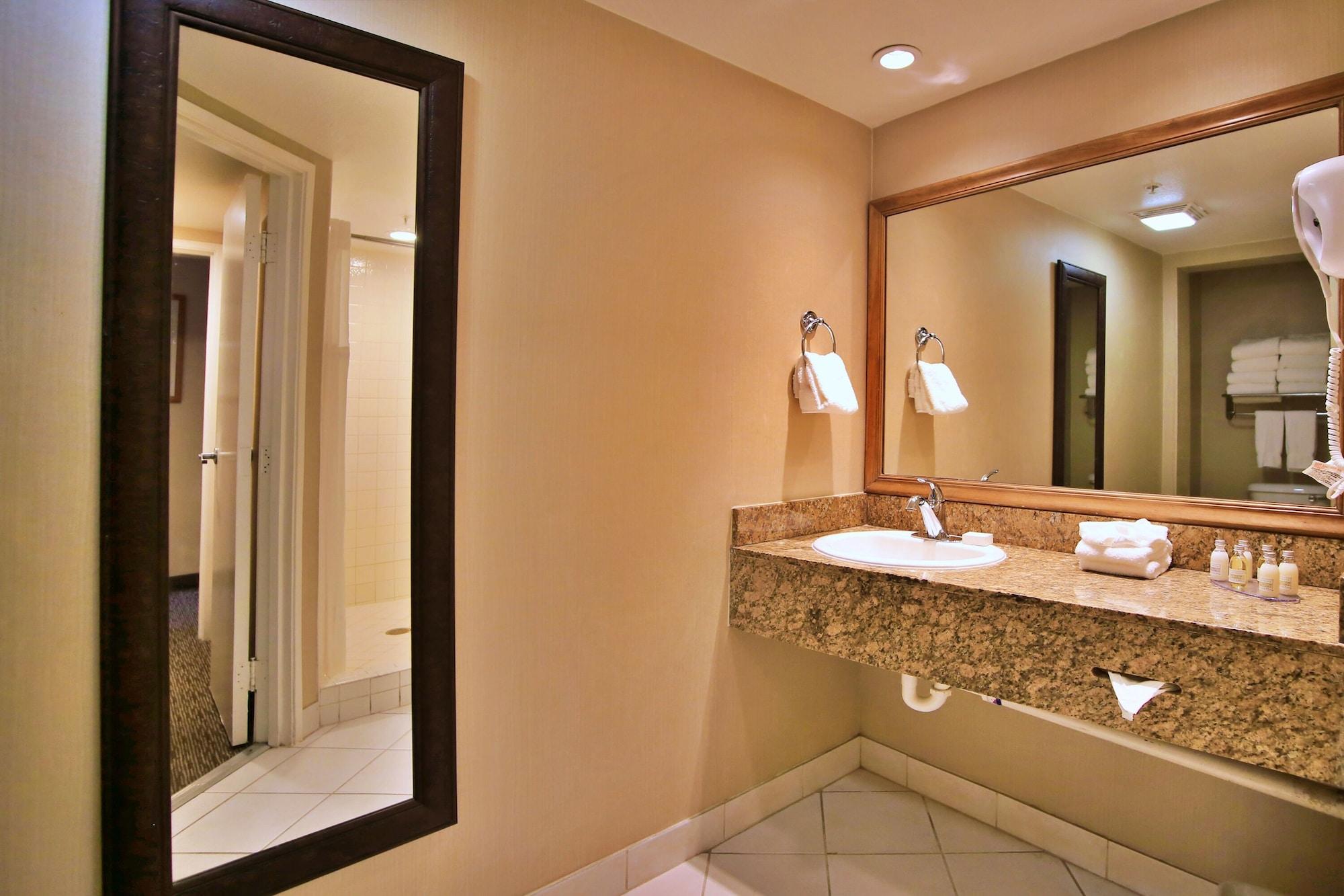 Anaheim Portofino Inn & Suites Dış mekan fotoğraf