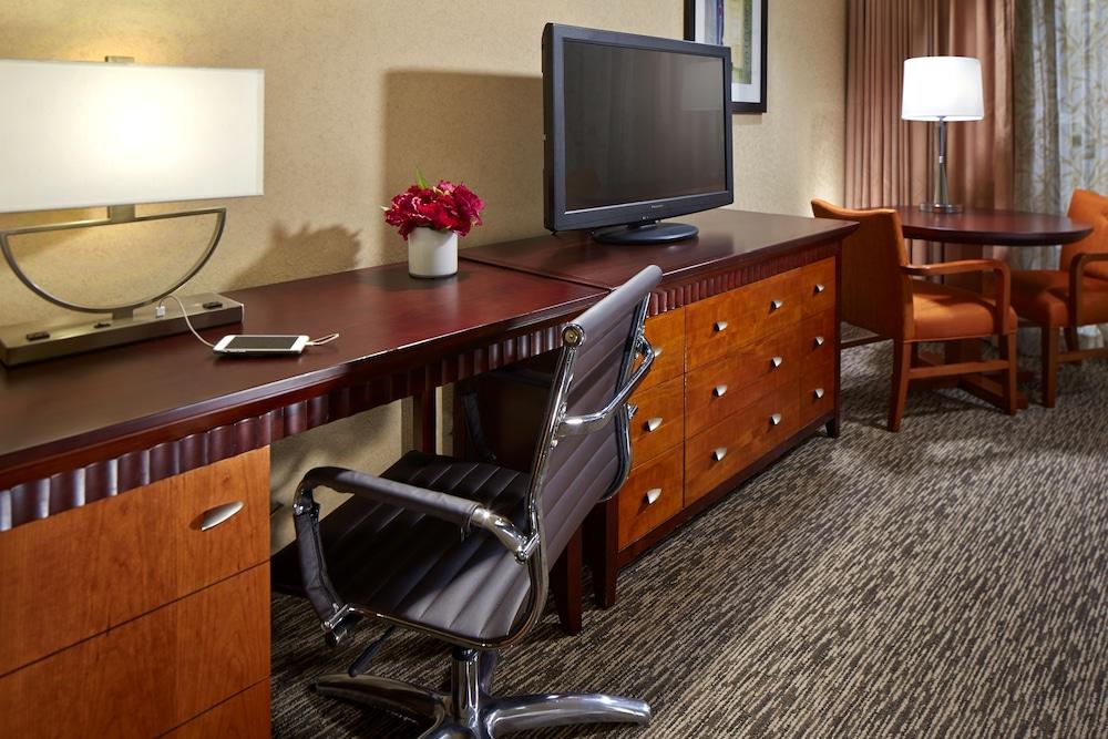 Anaheim Portofino Inn & Suites Dış mekan fotoğraf
