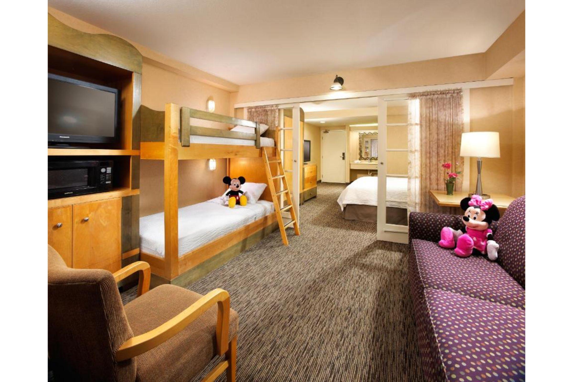 Anaheim Portofino Inn & Suites Dış mekan fotoğraf