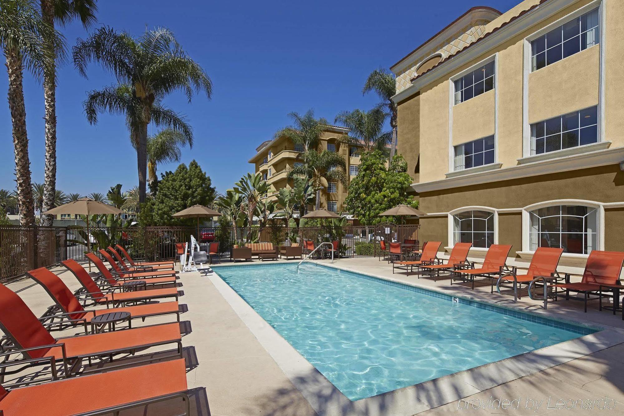Anaheim Portofino Inn & Suites Dış mekan fotoğraf